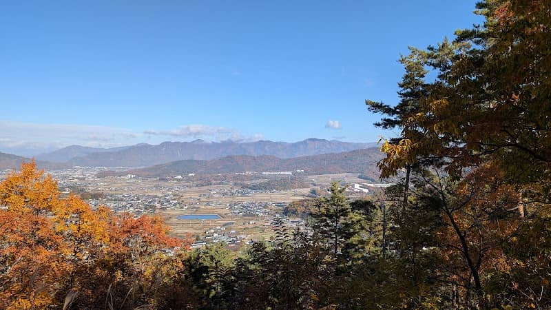 石造大婆坐像/石造多重塔 - Image 2