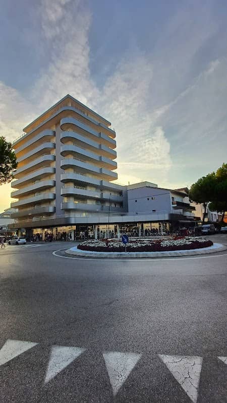 Fontana - Image 1