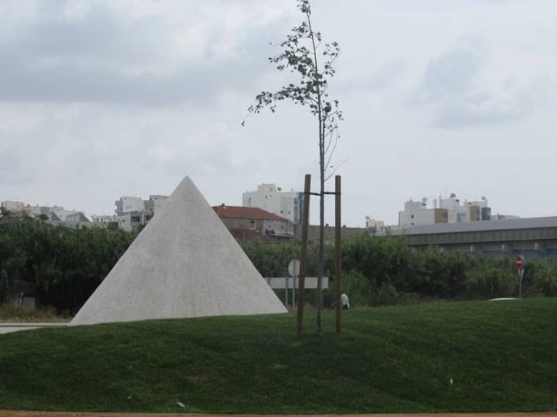 Rotunda das Salinas - Image 1