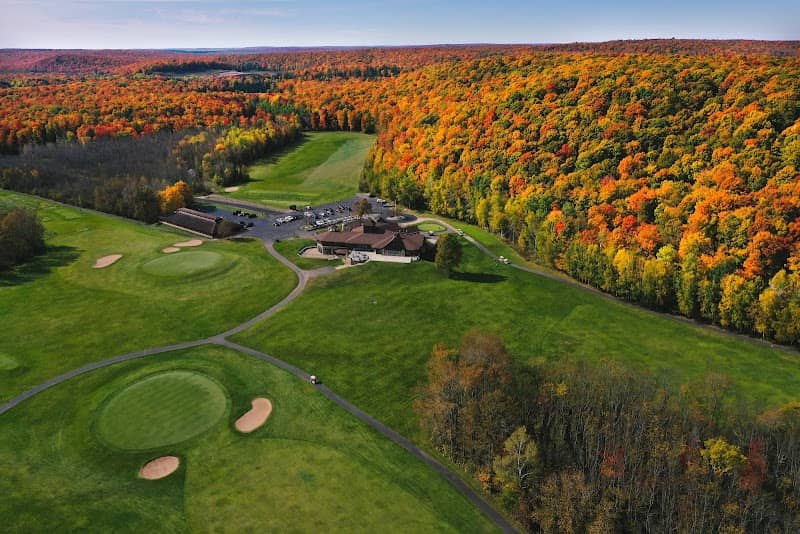 Young's Golf - Recreation - Dining - Image 1