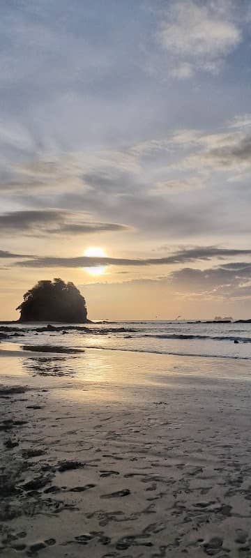 Playa Punta Pelencho - Image 2