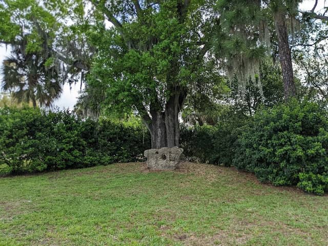 Zane DeLoach Memorial Garden - Image 2