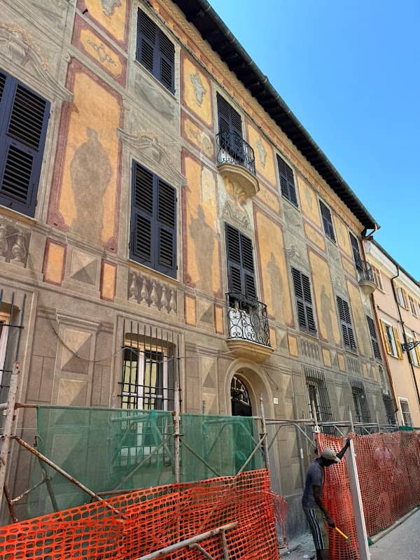 Palazzo del Governatore - Antica Sede della Fiera di Cambio e Dimora del Pittore Beppe Levrero - Image 1