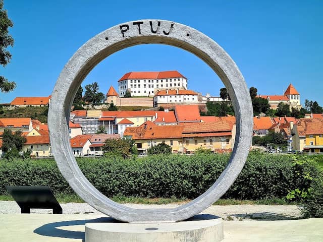 Photo ring - Image 1