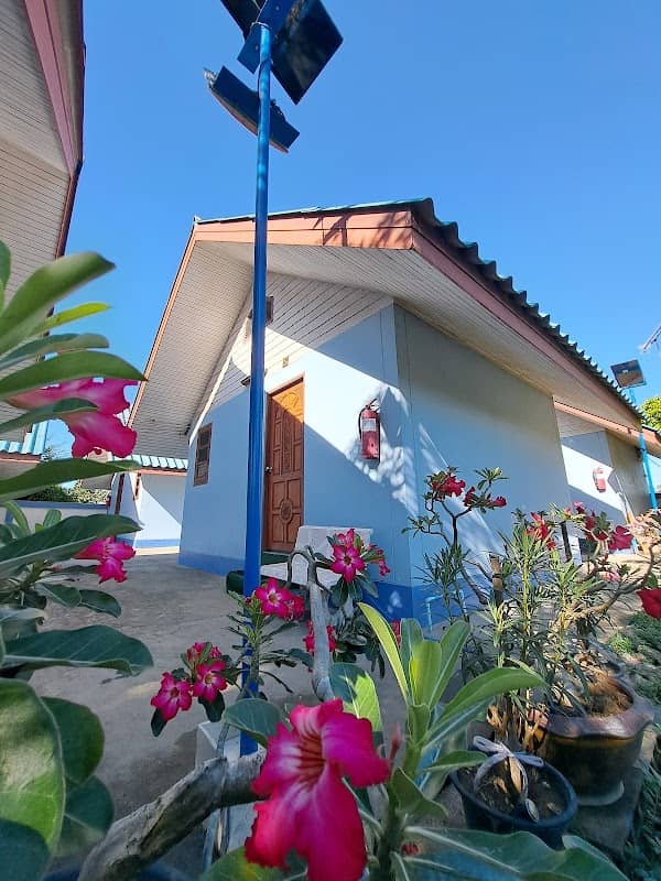 บ้านสายรุ้ง กระทุ่มแบน - Image 1