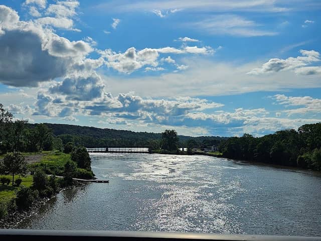 Riverfront Park - Image 1