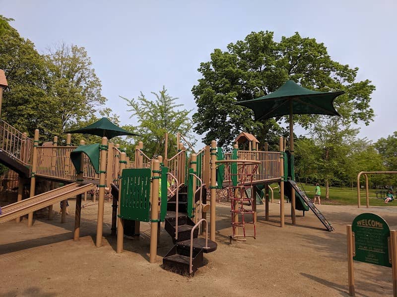 Wilder Park - Image 2