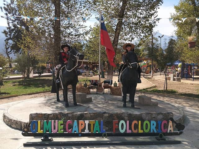 Dos Caballos - Image 1