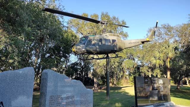 Veterans Memorial Park - Image 1
