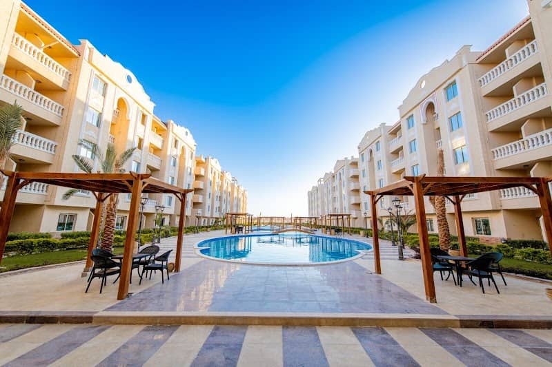Avin Resort - Image 1