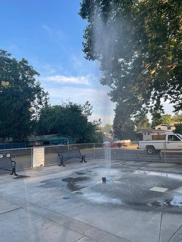 Splash Pad - Image 2