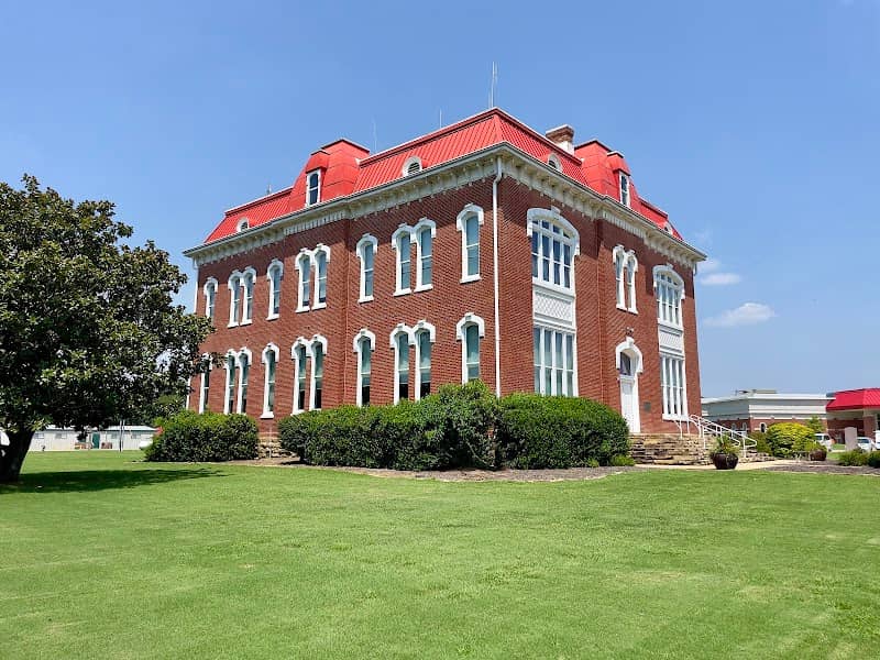 Tuskahoma Capitol Museum - Image 1