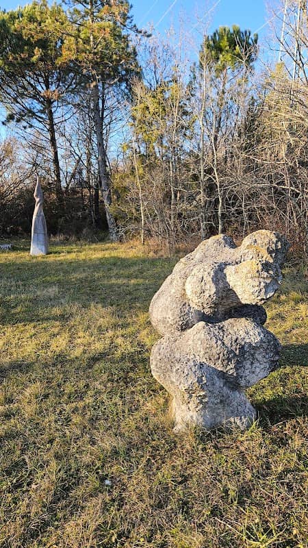 Skulpturenpark - Image 1