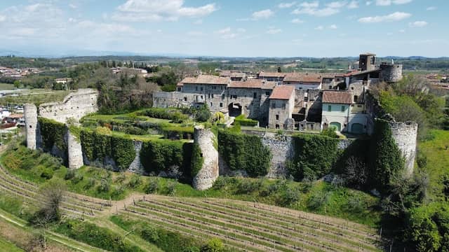 Castello di Pozzolengo - Image 2