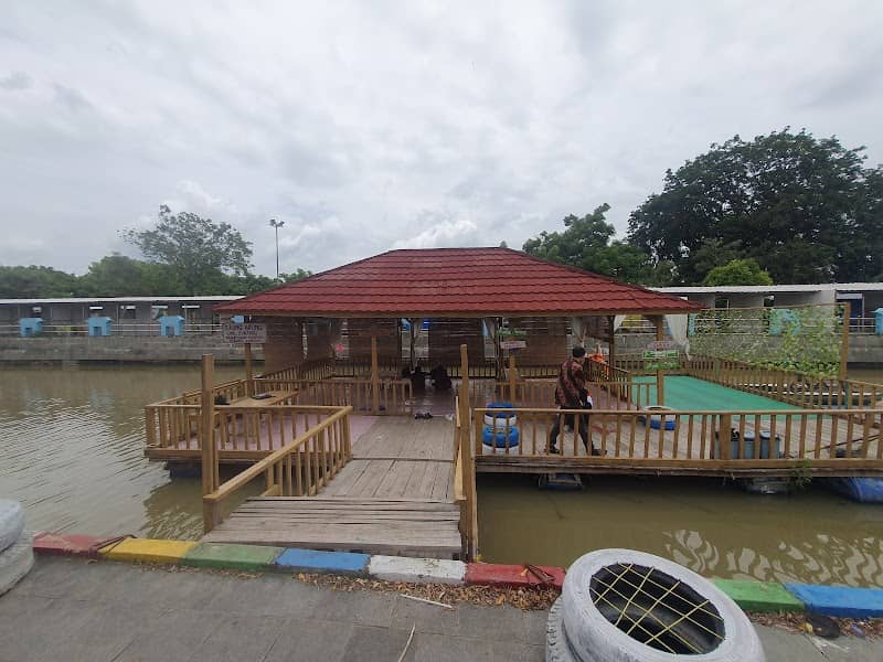 Saung Apung Sukardi Kasemen - Image 1