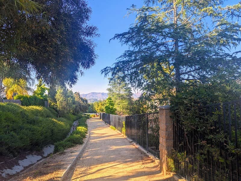 Bear Valley Park - Image 1