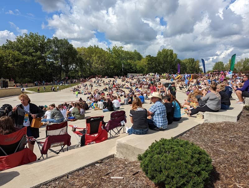 Riverfront Park - Image 3