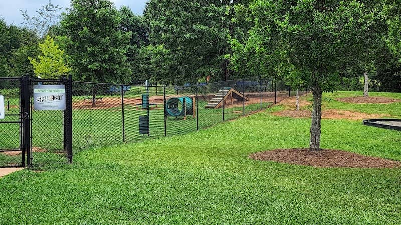 Richardson Dog Park - Image 1