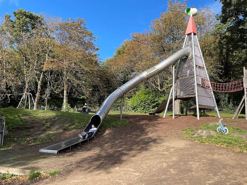 Clifton Park - Image 2