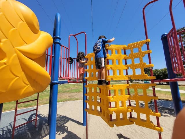 Frank G. Fry Park - Image 2