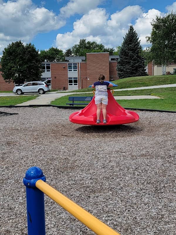 Meadowview Park - Image 1