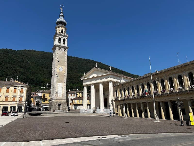 Fontana “Piazza Marconi” - Image 1