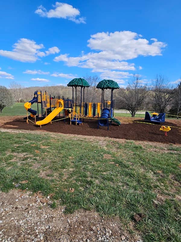 Macks Creek Park - Image 1