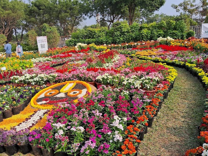 Ekamra Kanan Botanical Gardens - Image 1