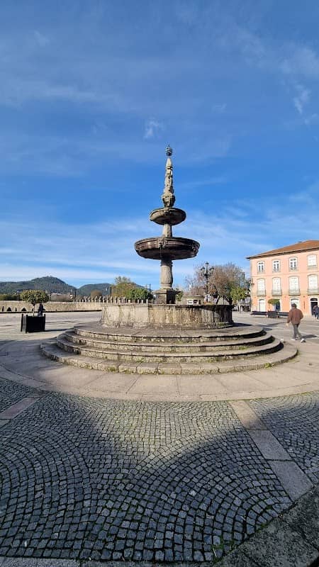 Chafariz do Largo de Camões - Image 2