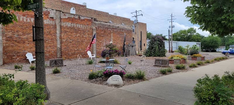 Vietnam Veterans Garden - Image 1