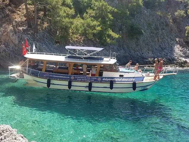 Captain Boris boat trips - Image 2