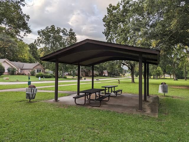 Fox Hollow Park - Image 2
