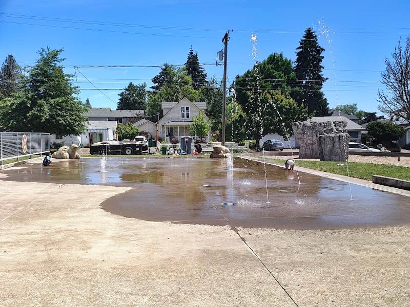 Splashpad - Image 2