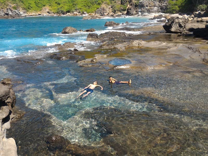Pantai penggantung - Image 1