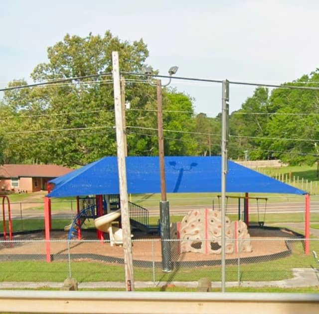 New London Park - Image 1