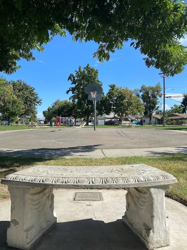 Triangle Park - Image 1