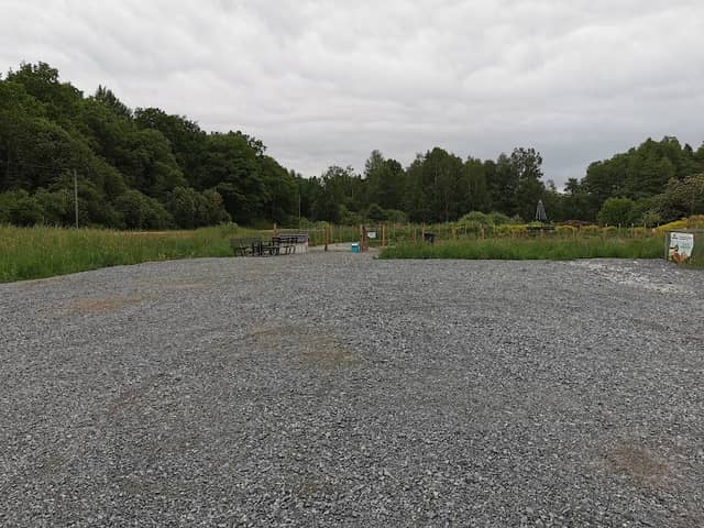Mariefred Dog park - Image 1