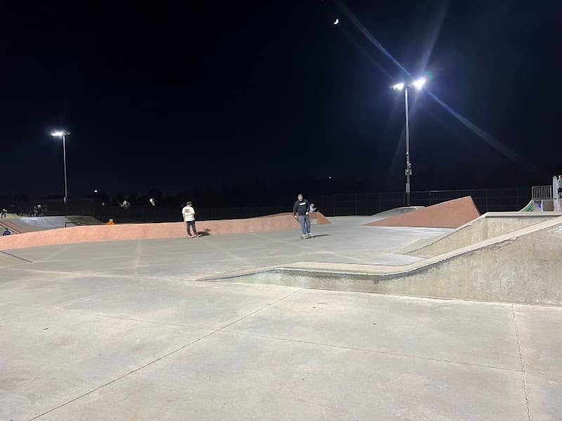 Lewisville Skate Park - Image 1