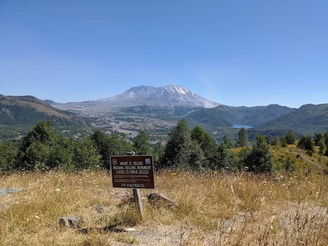 Castle Lake Viewpoint - Image 1