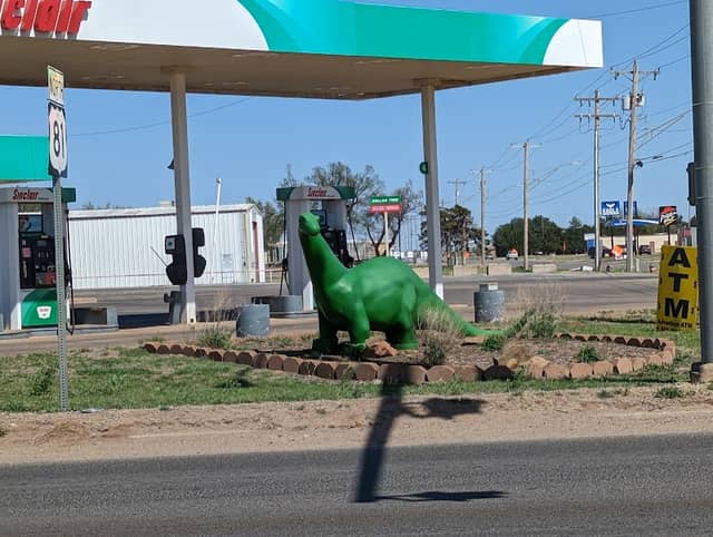 Dinosaurs at Sinclair Gas Station - Image 2