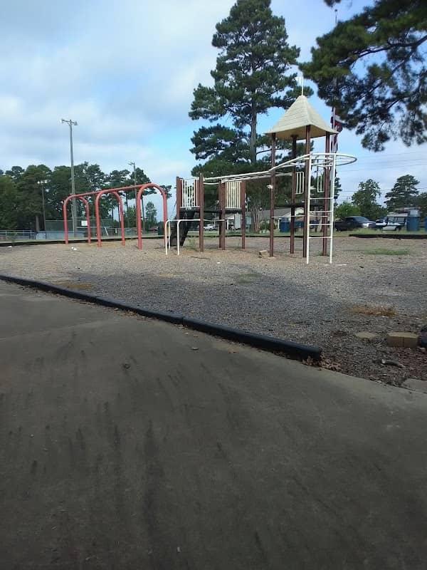 Herman Dierks Memorial Park - Image 2