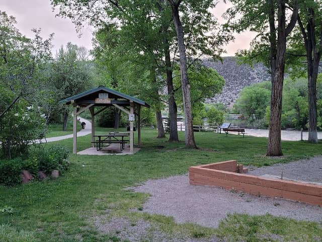 Veltus Park - Image 2