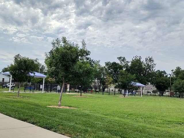 Lions Park - Image 1