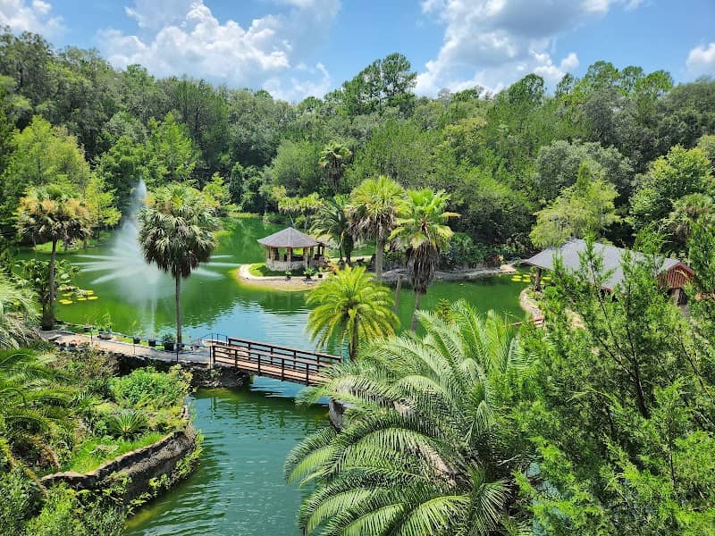 Cedar Lakes Woods and Gardens - Image 1
