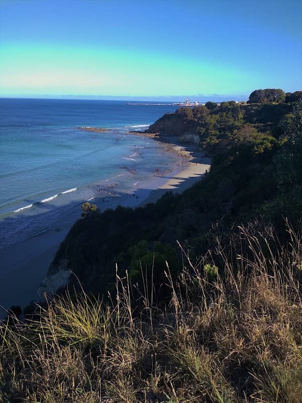 Dutton Bluff Lookout - Image 1