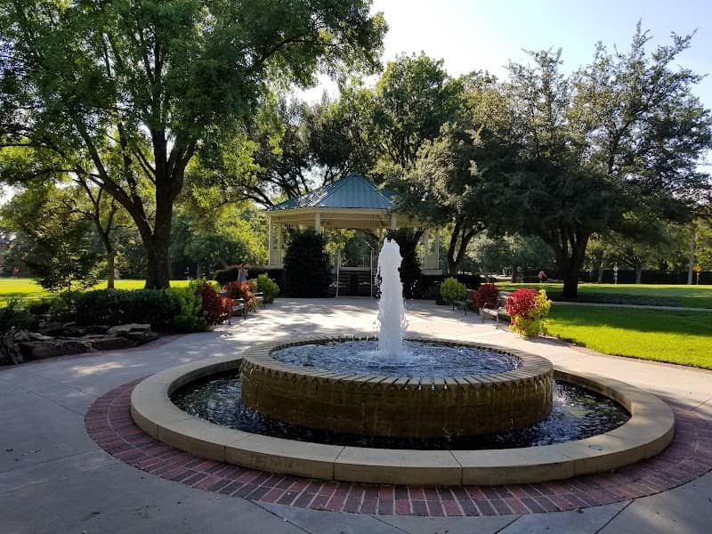 Centennial Park - Image 2