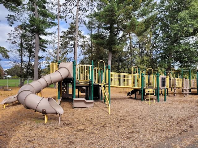 Page Park - Image 1