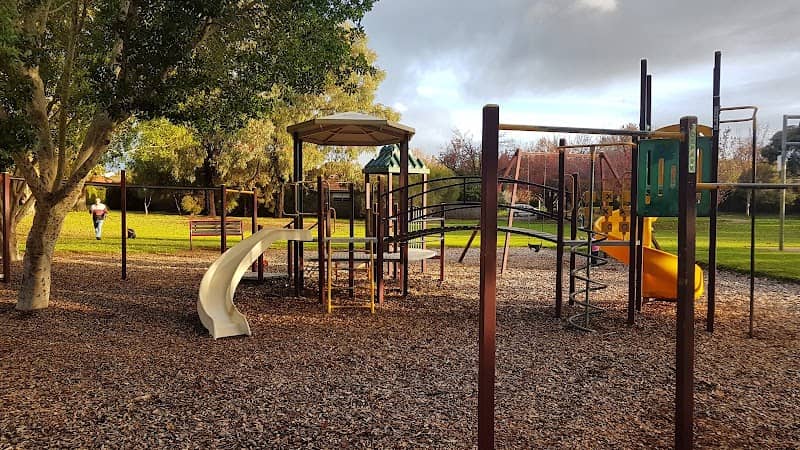 Reuben Park - Image 2