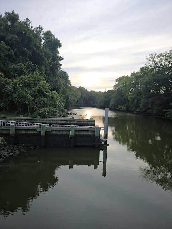 Roger C. Fisher Laurel River Park - Image 1
