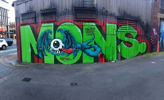 Graffiti alleyway - Image 1